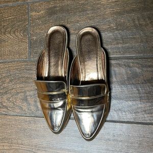 Gold Shiny Slipper 💛